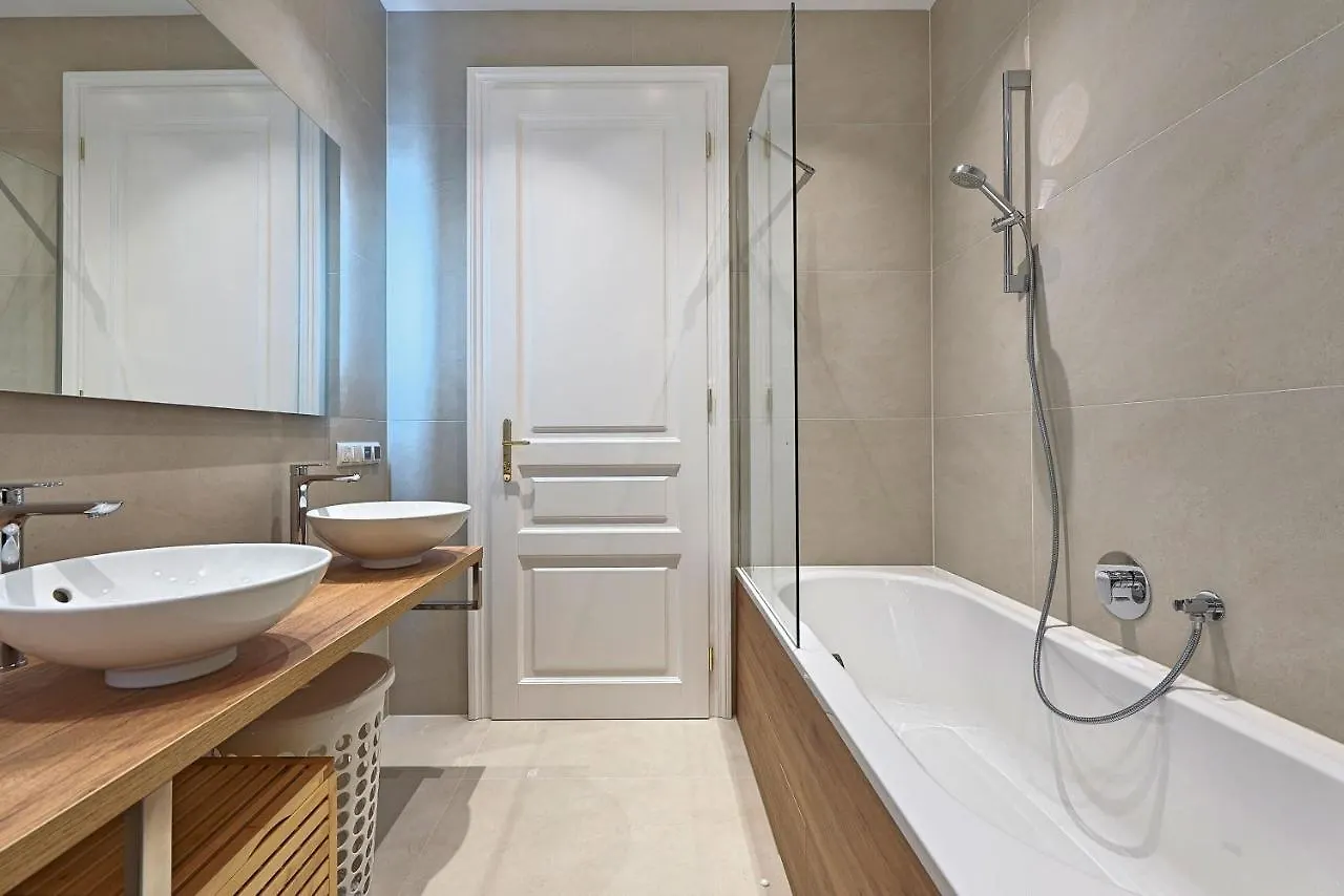 Apartments Theobaldgasse - Exclusive Opportunity Since Construction Close By Vienna